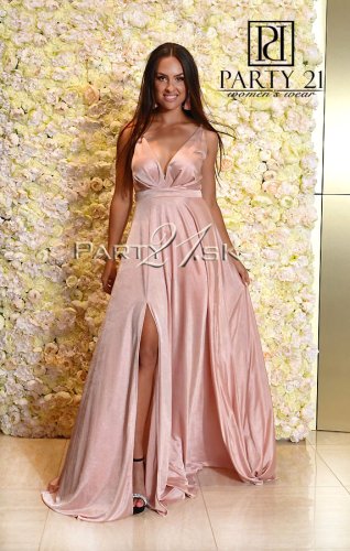 Long dress with a slit